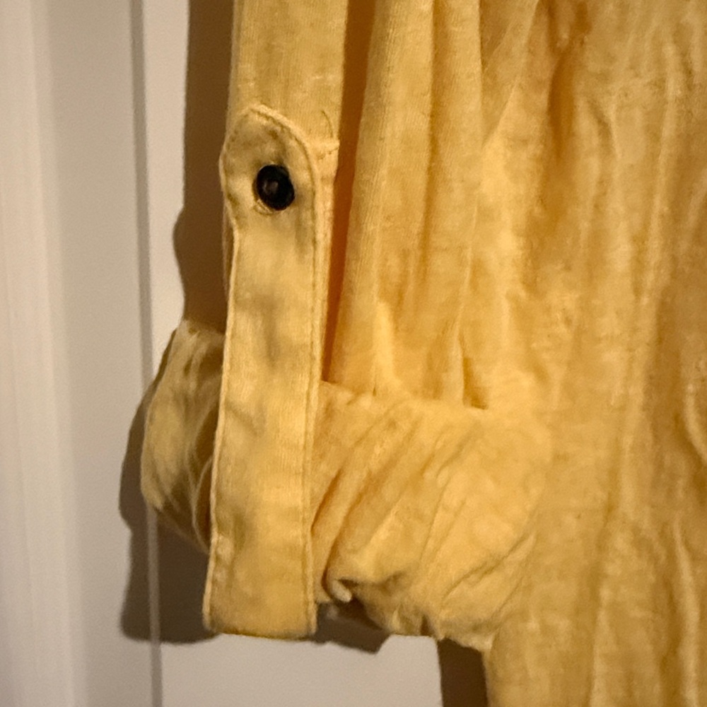 GAP Women's Butter-Yellow Lightweight Zip-Up Hoodie - Picture 5 of 6